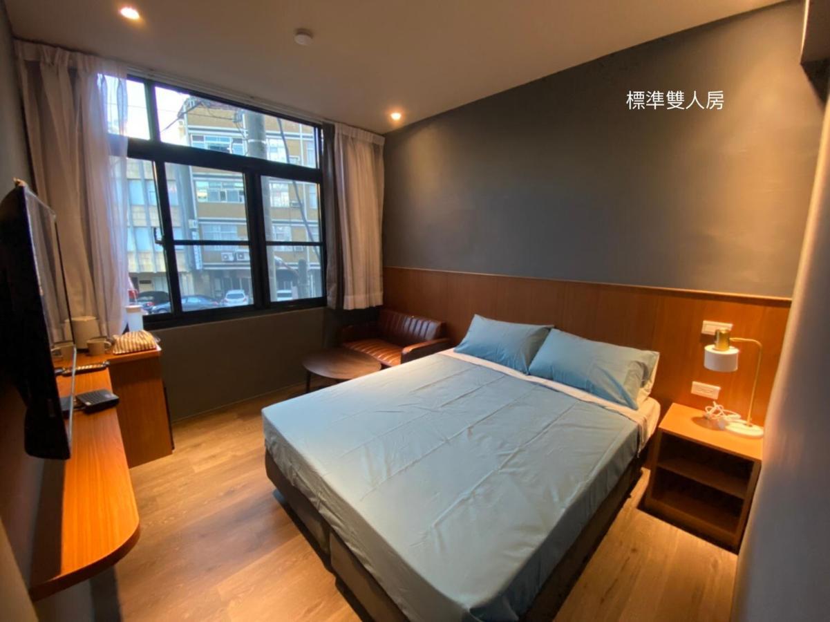 良文旅2館ryou Hotel Vintage - II Тайнан Екстериор снимка