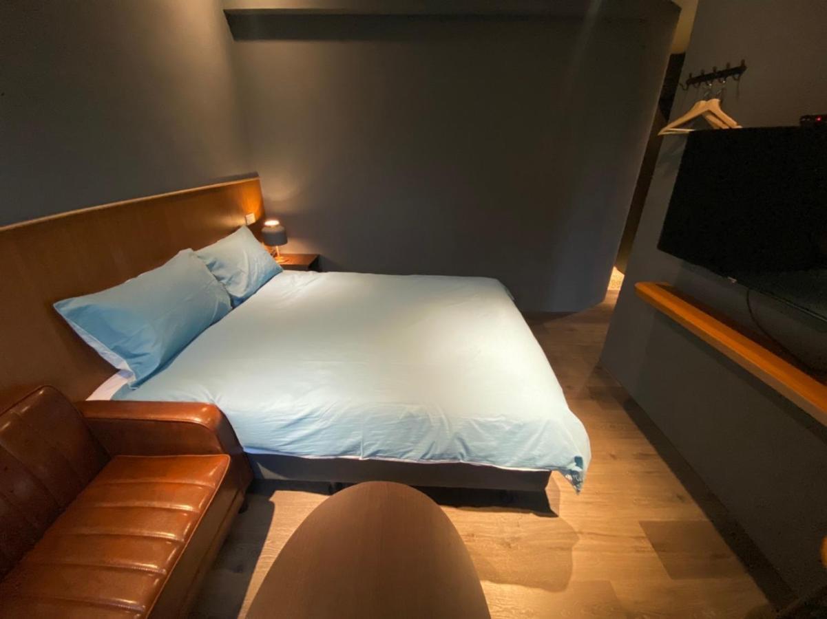 良文旅2館ryou Hotel Vintage - II Тайнан Екстериор снимка