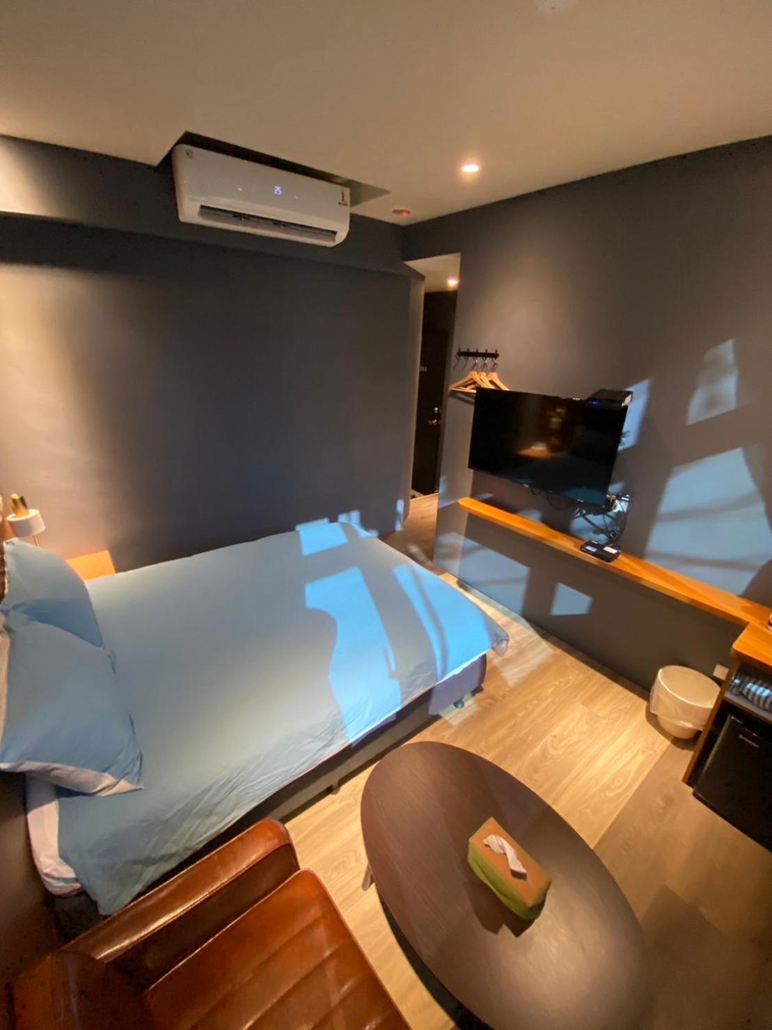 良文旅2館ryou Hotel Vintage - II Тайнан Екстериор снимка