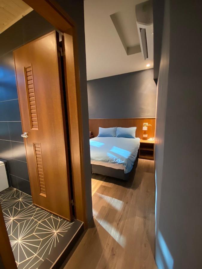 良文旅2館ryou Hotel Vintage - II Тайнан Екстериор снимка