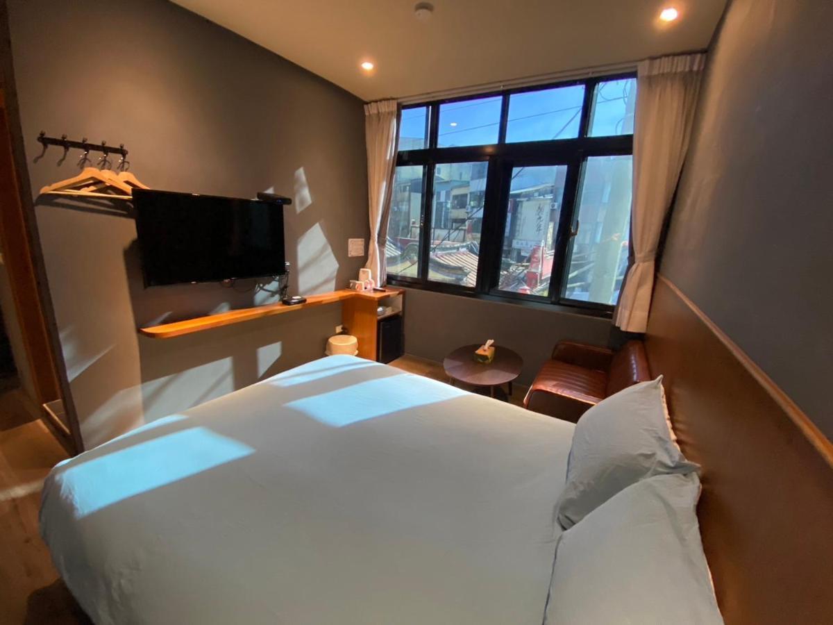 良文旅2館ryou Hotel Vintage - II Тайнан Екстериор снимка
