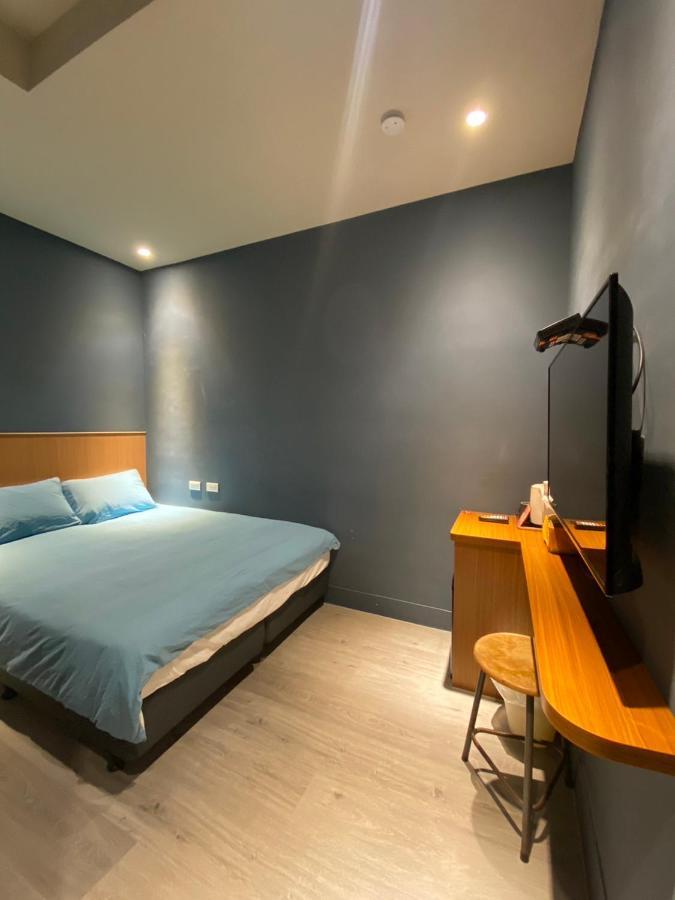 良文旅2館ryou Hotel Vintage - II Тайнан Екстериор снимка